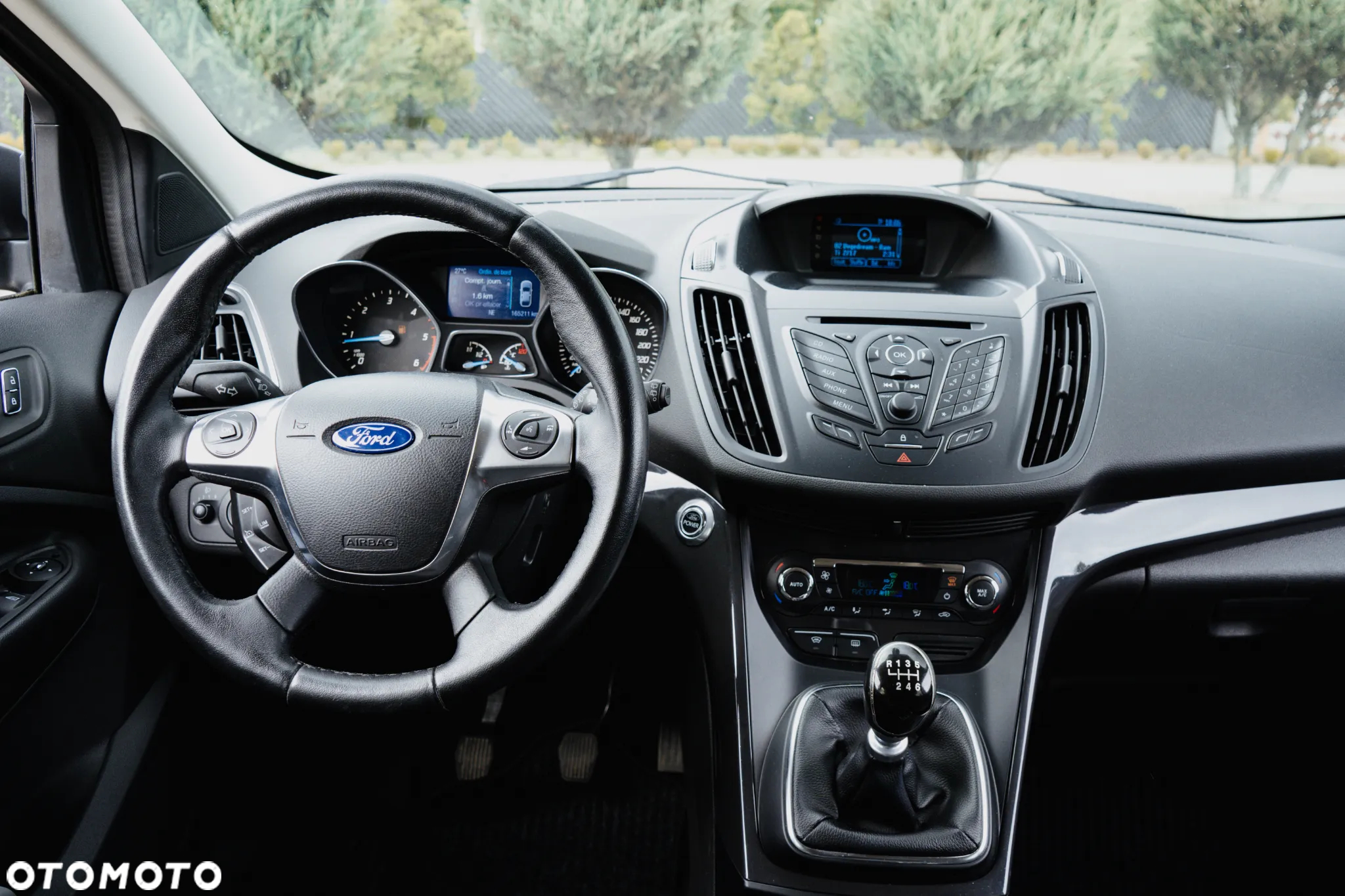 Ford Kuga 2.0 TDCi 2x4 Titanium - 15