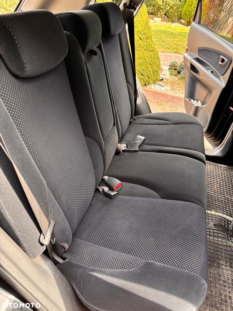 Hyundai Tucson 2.0 CRDi VGT 2WD GLS - 9