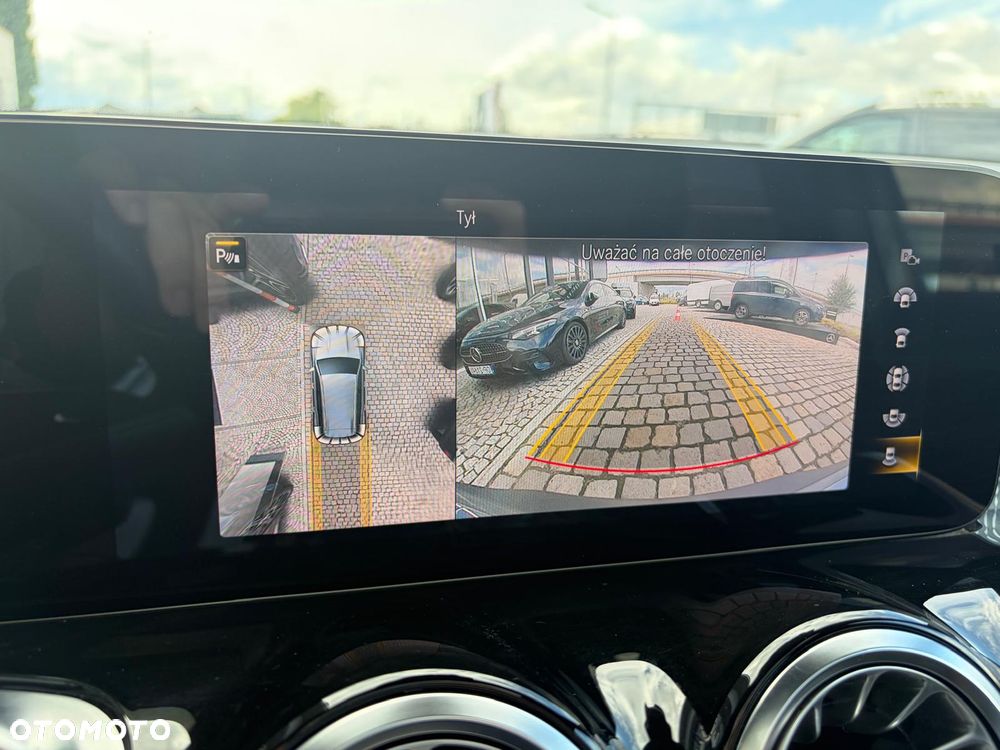 Mercedes-Benz EQB 350 66.5kWh 4-Matic AMG - 25