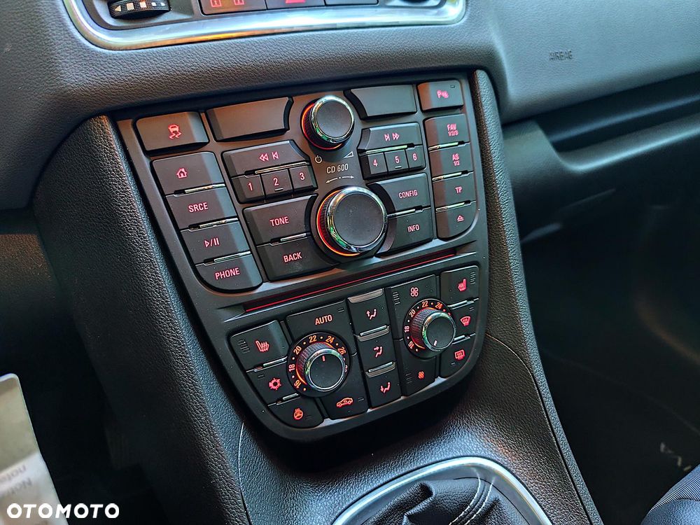 Opel Meriva 1.4 T Cosmo - 34