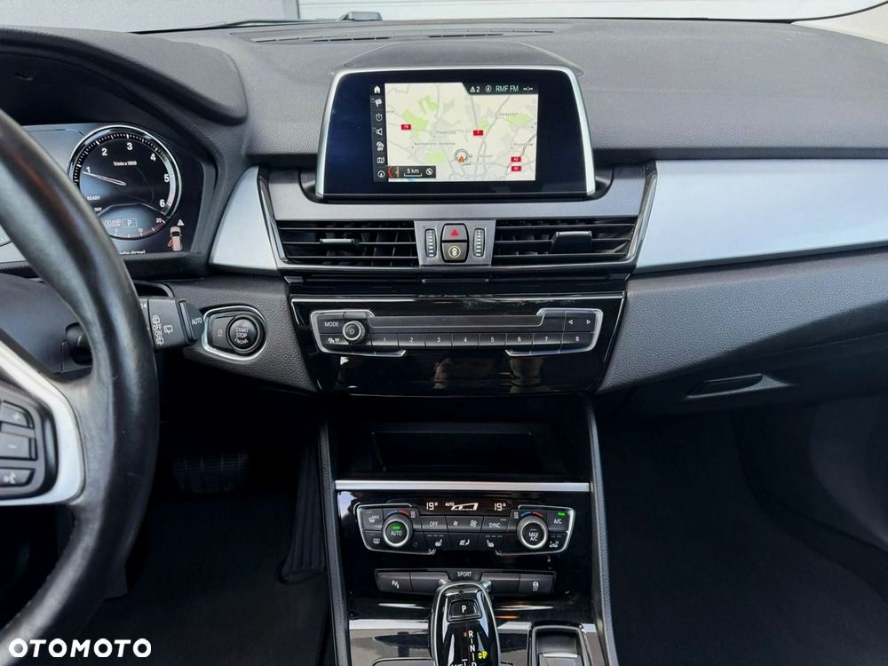 BMW Seria 2 218d xDrive Advantage - 14