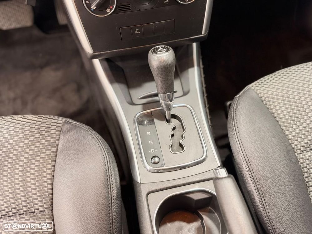 Mercedes-Benz B 180 CDi Autotronic - 10