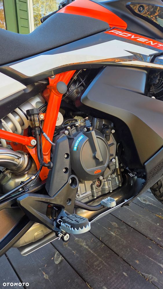KTM Adventure - 25