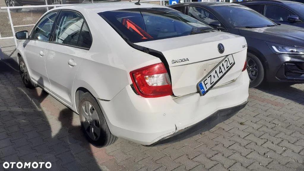 Skoda RAPID 1.2 TSI Ambition - 3