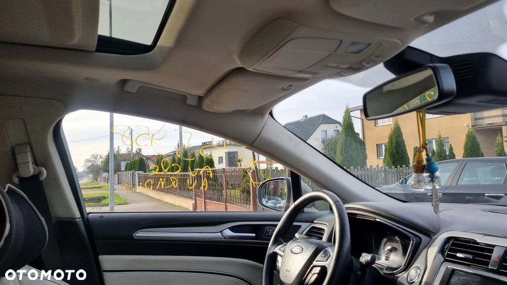 Ford Mondeo 2.0 Start-Stopp CVT Vignale - 24