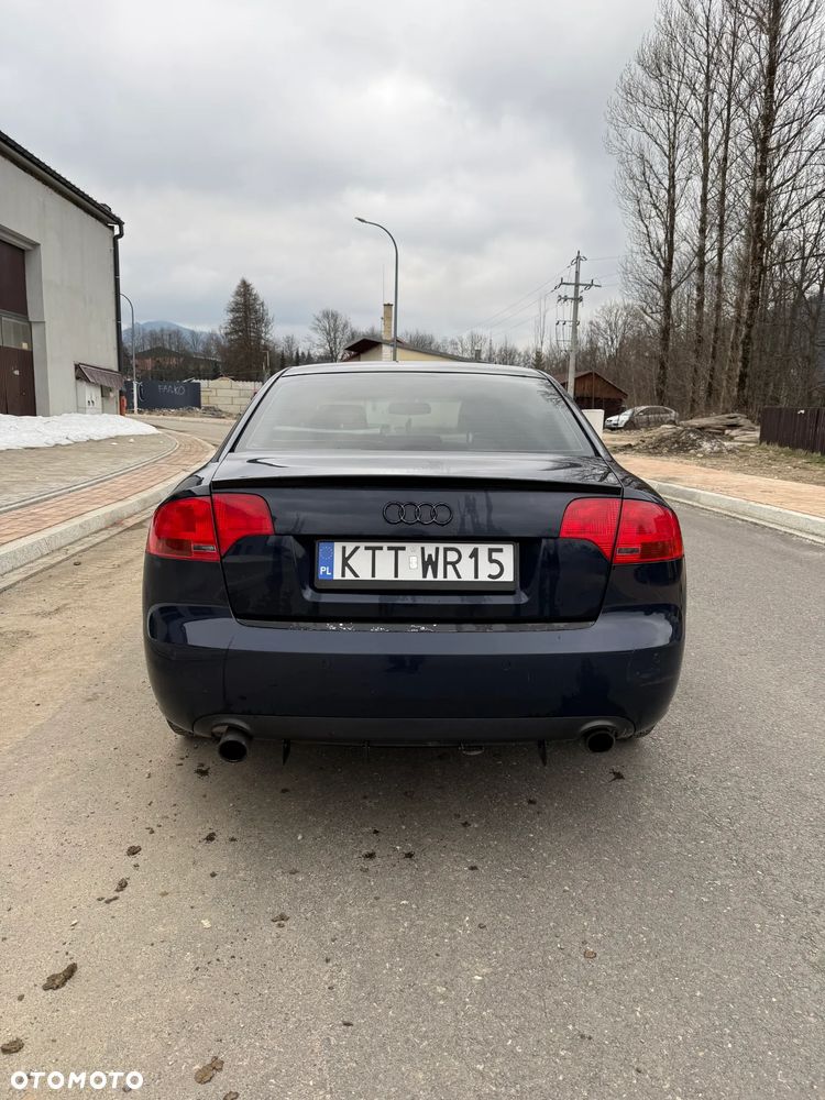 Audi A4 Limousine 2.0T FSI - 4