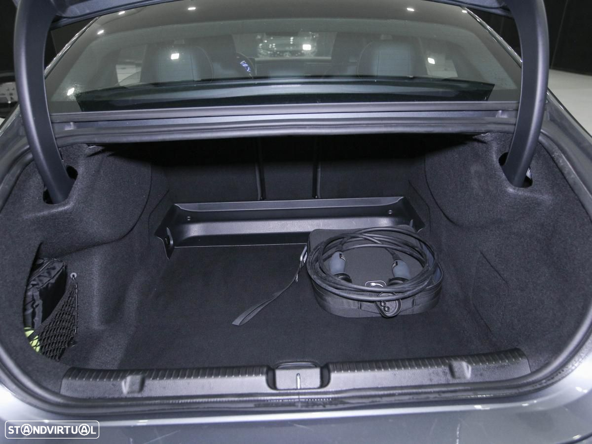 Mercedes-Benz EQE 300 Edition - 19