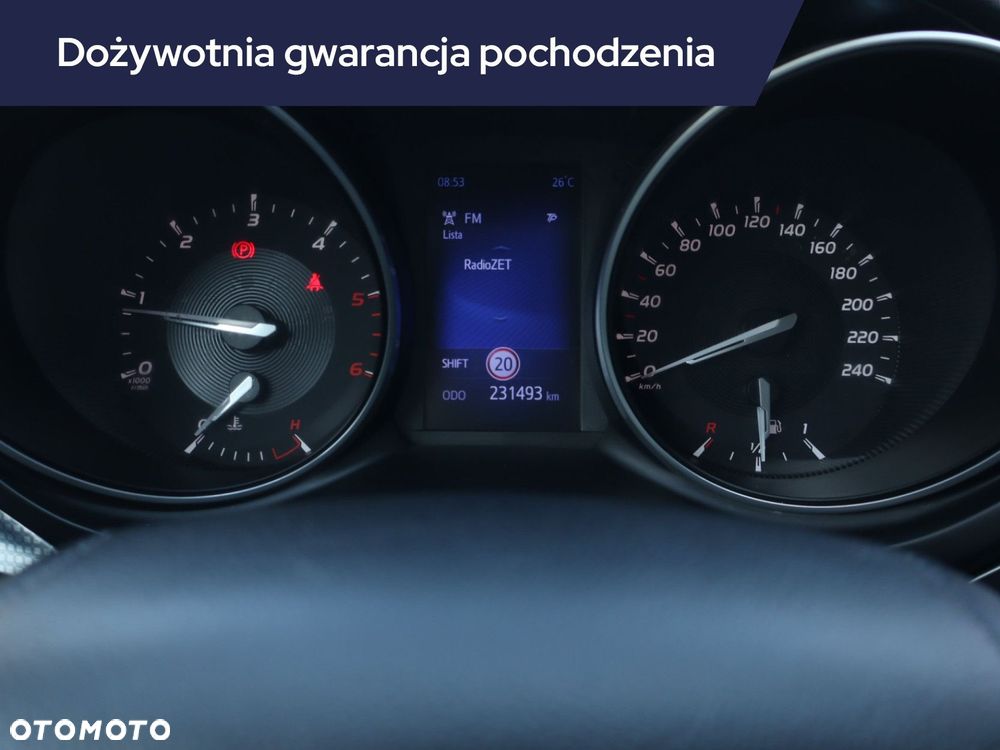 Toyota Avensis - 13