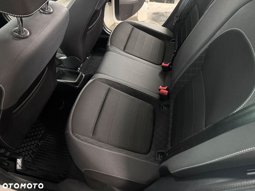 Skoda Fabia 1.0 Ambition - 13