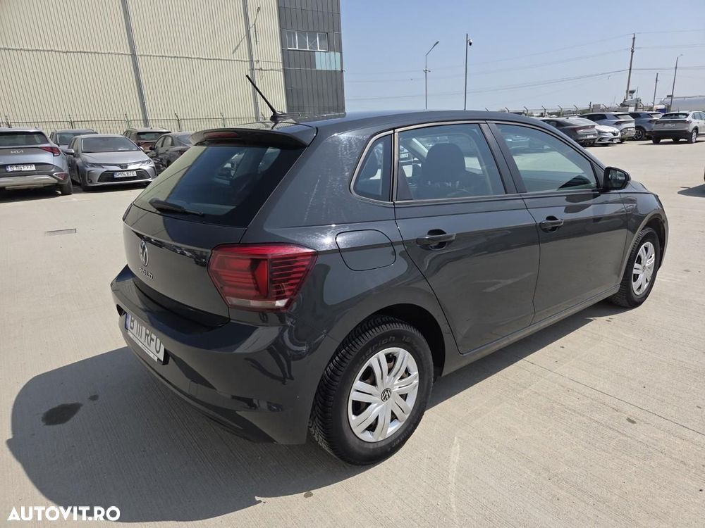 Volkswagen Polo - 4