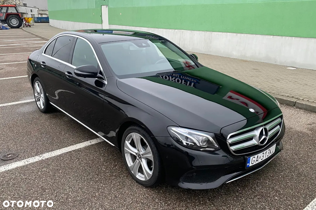 Mercedes-Benz Klasa E 220 d 9G-TRONIC - 9