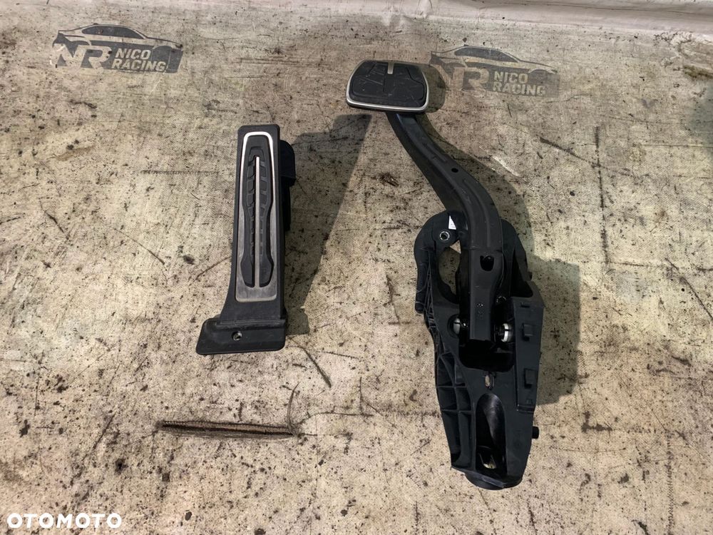 PEDAŁ HAMULCA GAZU M-PAKIET BMW G42 G87 G20 G21 G22 G23 G26 G80 G81 G82 - 1