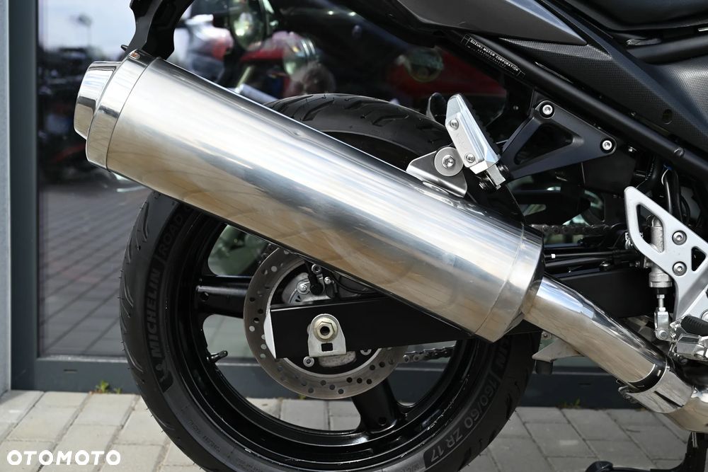 Suzuki Bandit - 27