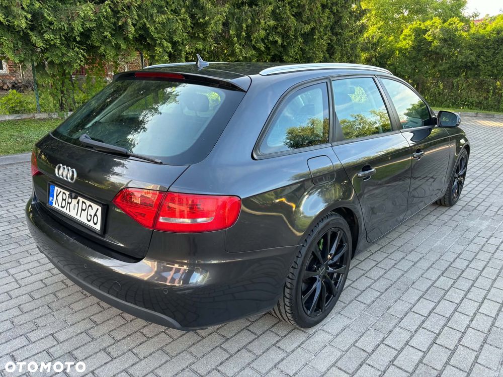 Audi A4 Avant 2.0 TDI DPF Attraction - 24