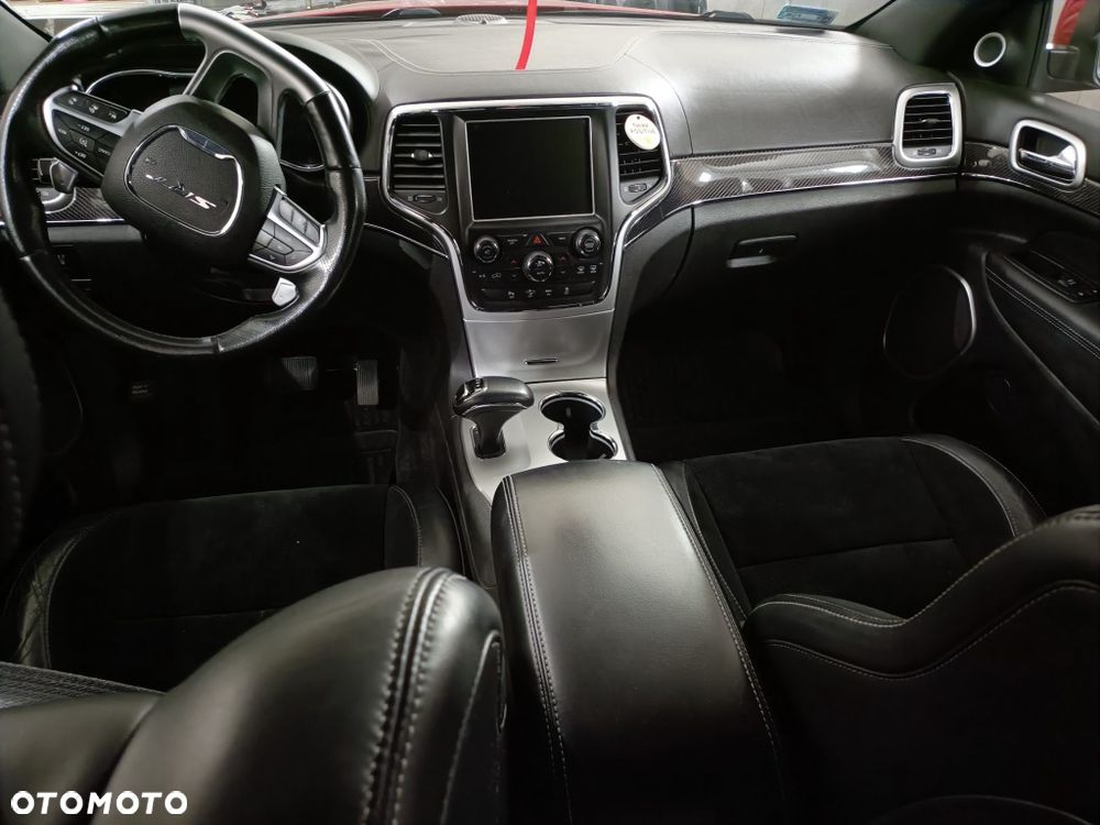 Jeep Cherokee - 8