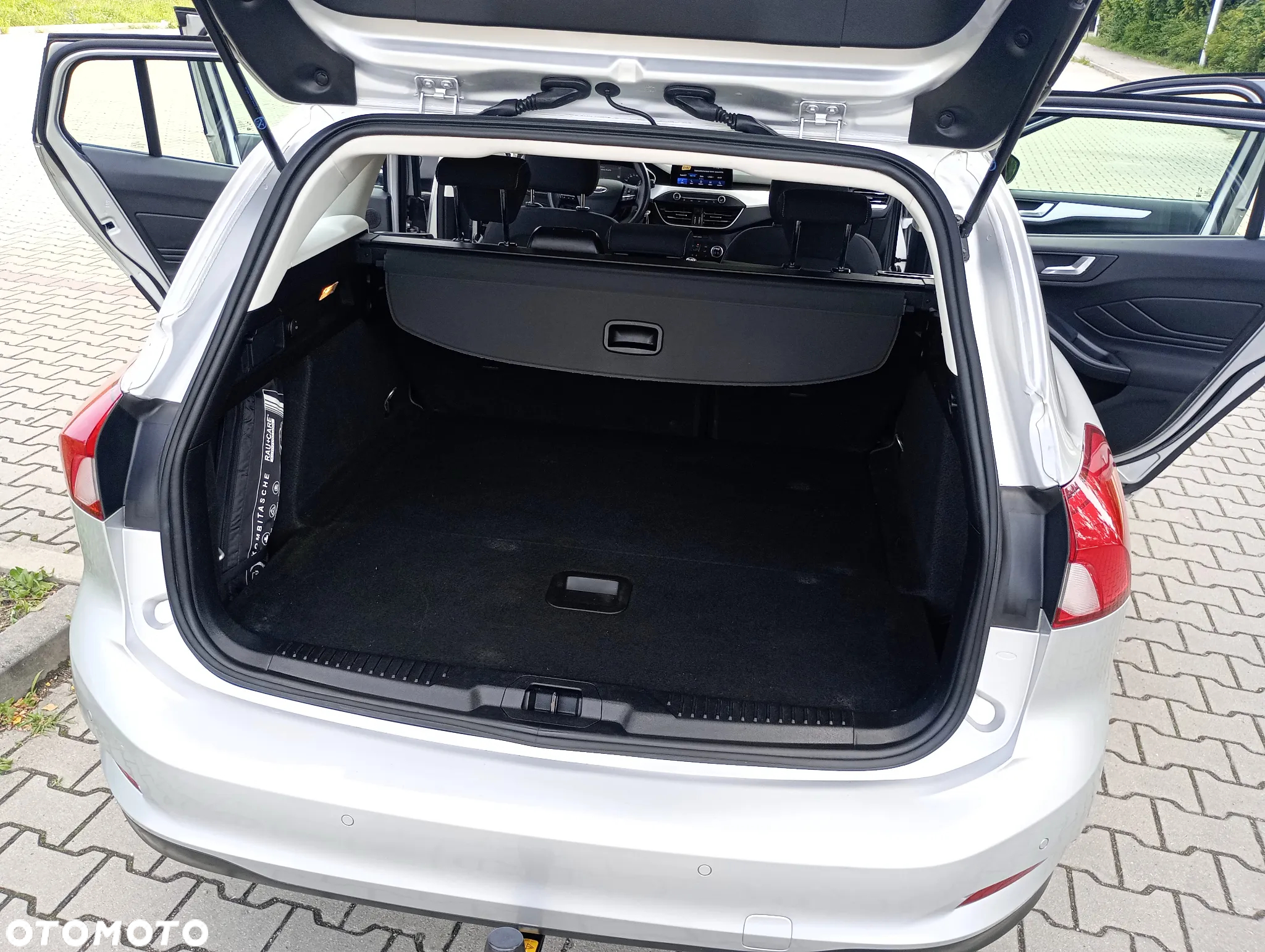 Ford Focus 1.5 EcoBlue Start-Stopp-System COOL&CONNECT DESIGN - 24