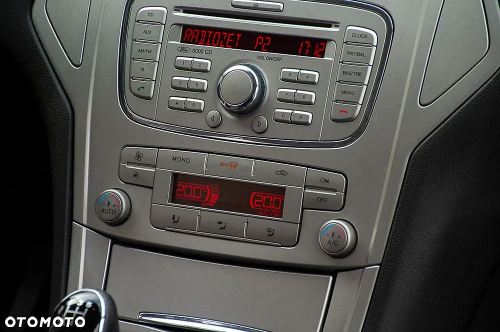 Ford Mondeo 2.0 Champions Edition - 24