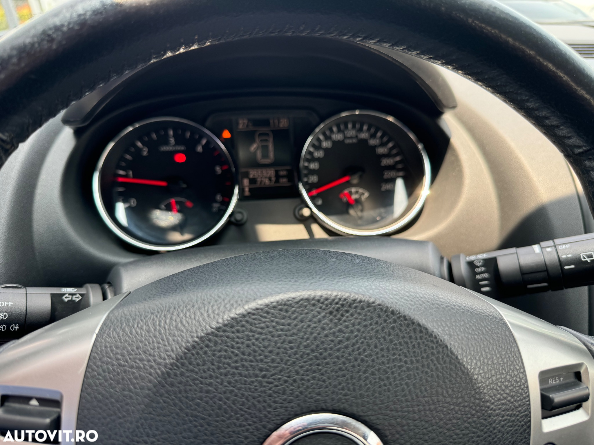 Nissan Qashqai 1.6 DCI ACENTA - 12