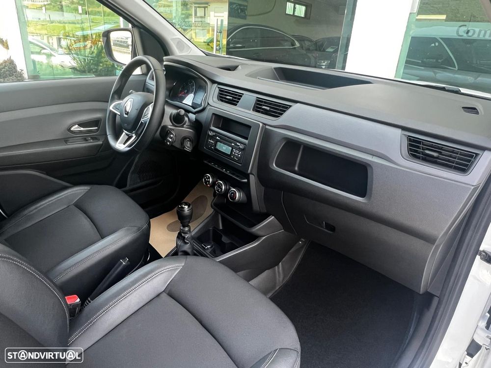 Renault EXPRESS 1.5 dci Confort 95 - 26