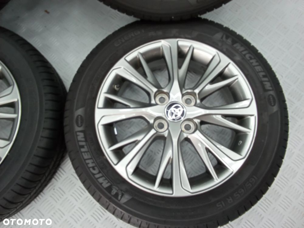 Koła Toyota Yaris 5Jx15 et39 4x100 - 3