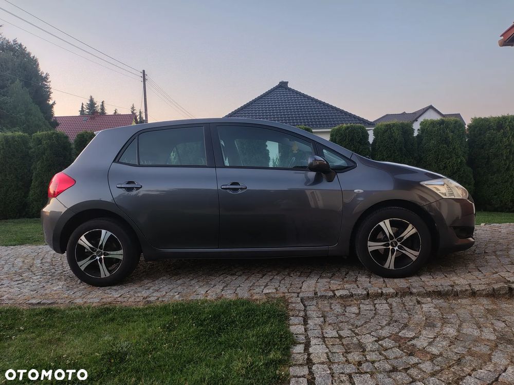 Toyota Auris 1.6 VVT-i Team - 5