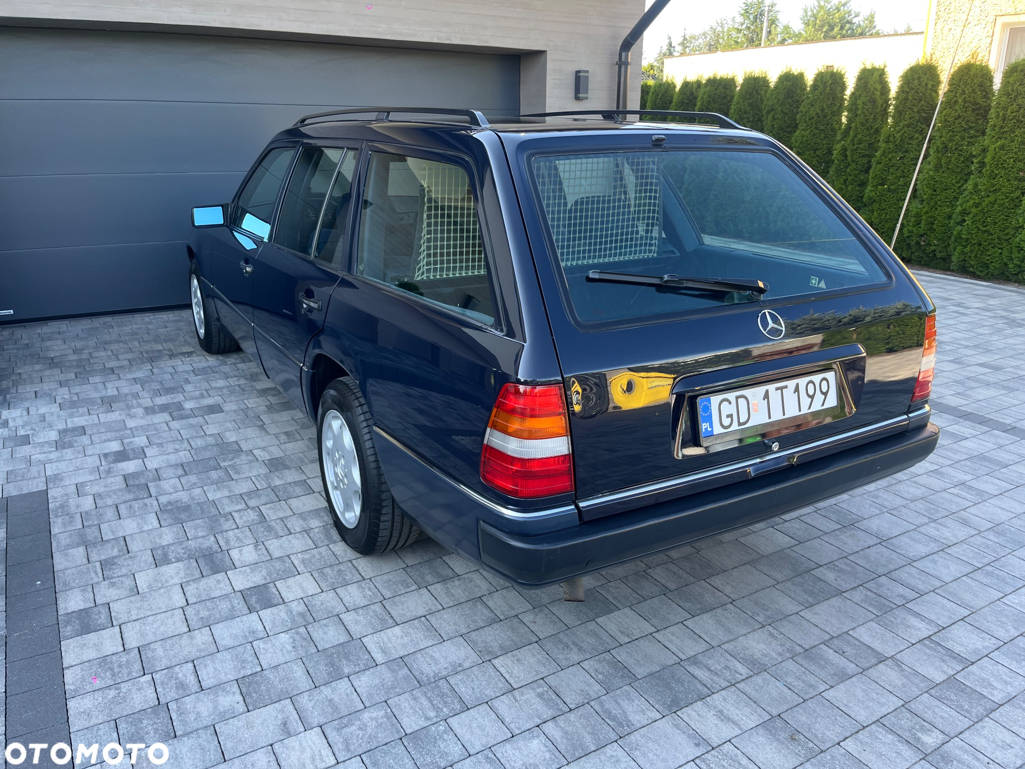 Mercedes-Benz W124 (1984-1993) - 16