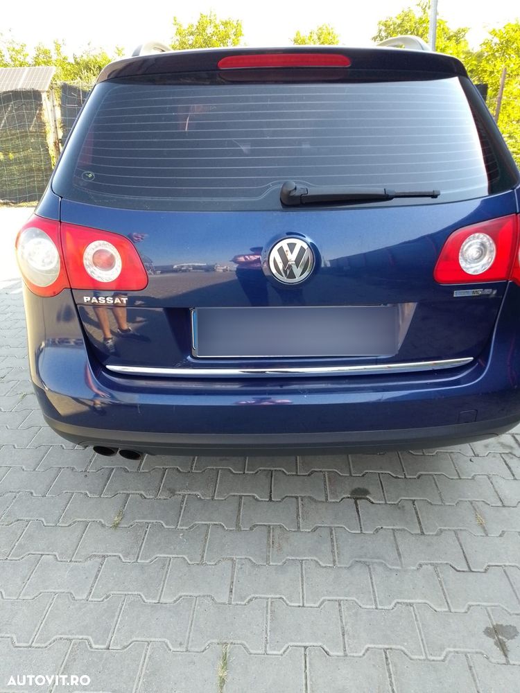 Volkswagen Passat 2.0 TDI Comfortline DPF BlueMotion Technology - 4
