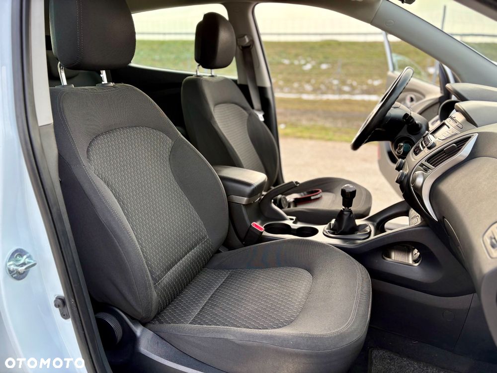 Hyundai ix35 2.0 2WD Comfort - 14
