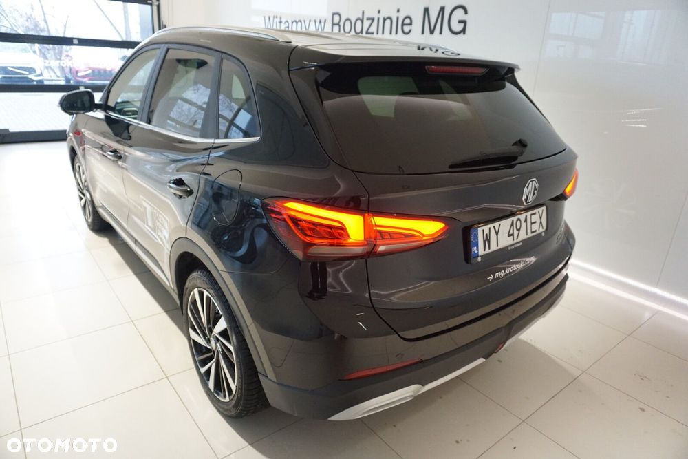 MG ZS Hybrid+ - 15