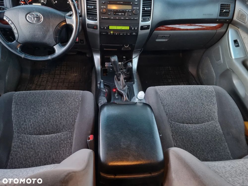 Toyota Land Cruiser 3.0 D Sol - 17
