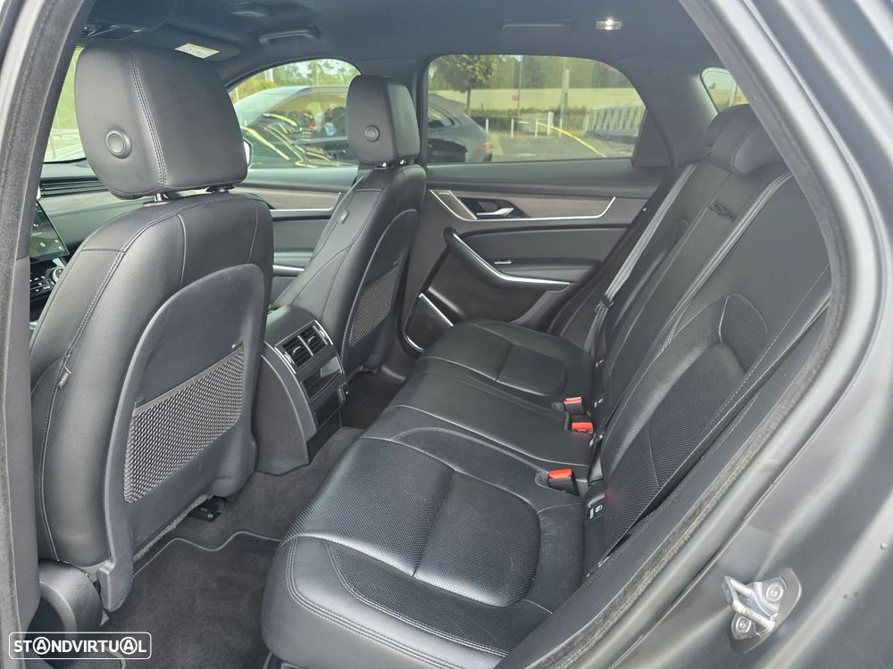 Jaguar F-Pace 2.0 P400e AWD - 23