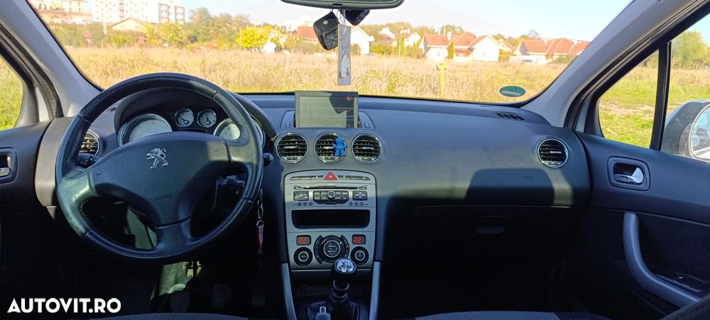 Peugeot 308 - 13