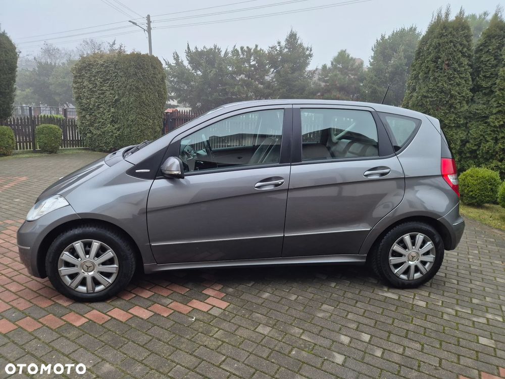 Mercedes-Benz Klasa A 150 BlueEFFICIENCY Elegance - 3