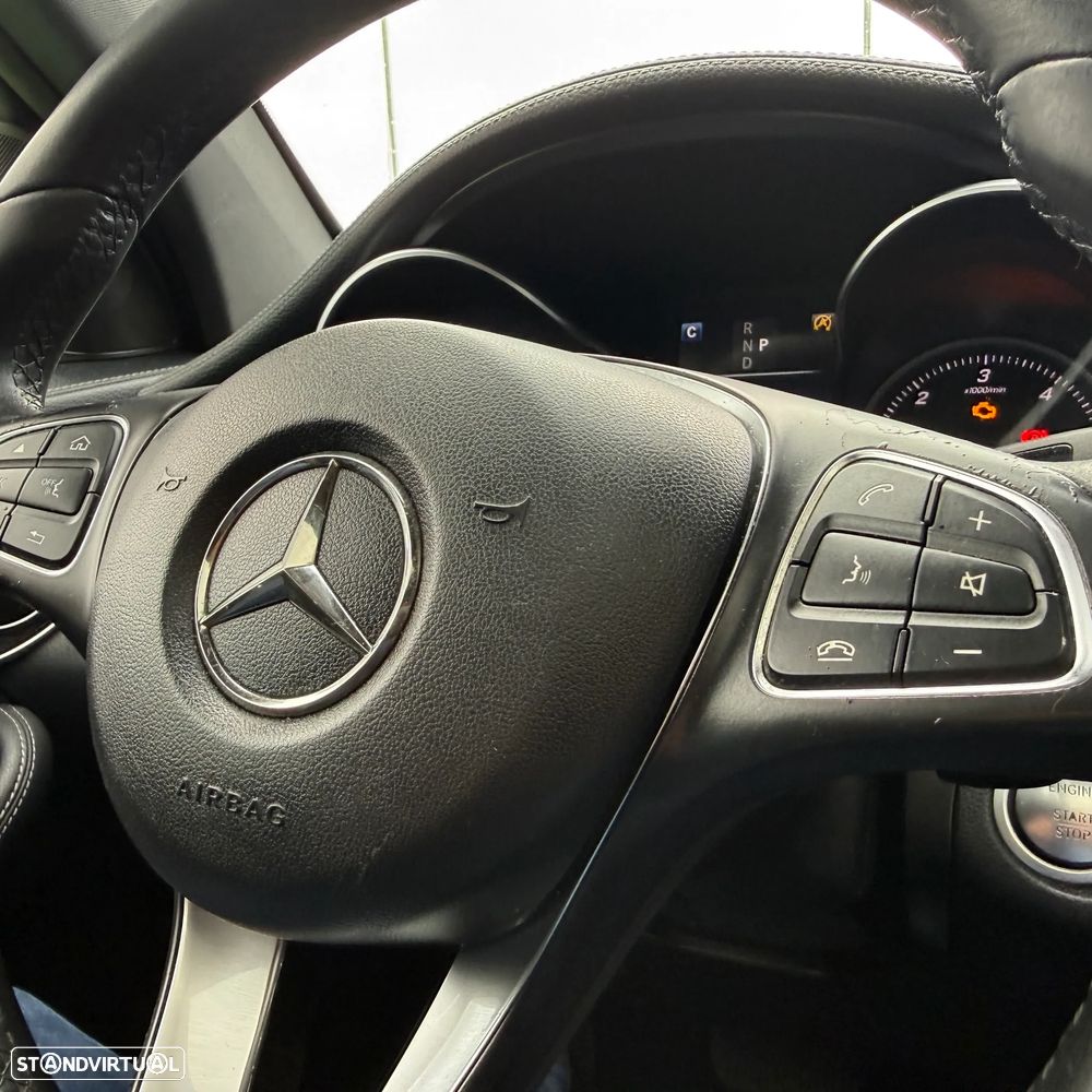Mercedes-Benz GLC 220 d 4Matic 9G-TRONIC AMG Line - 31