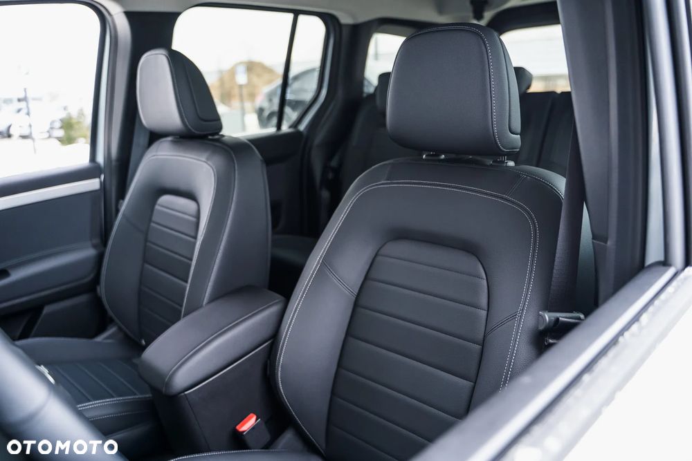 Mercedes-Benz EQT - 11