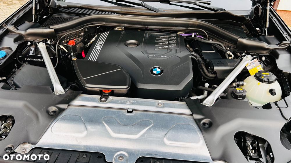 BMW X3 xDrive20i sport - 20