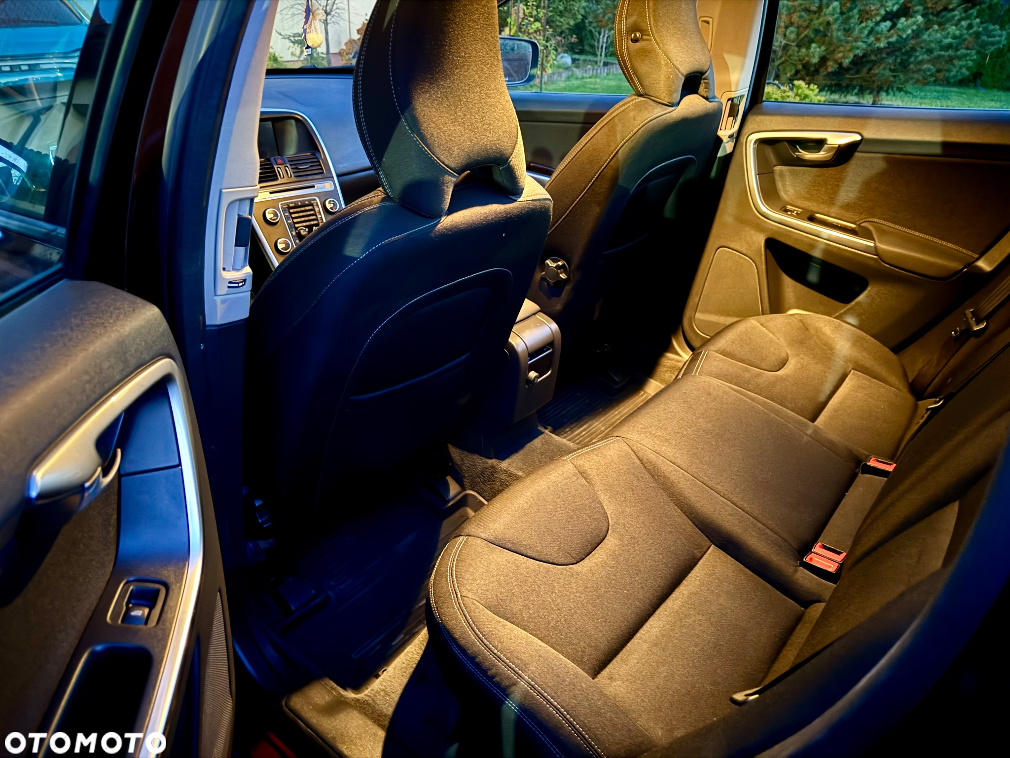 Volvo XC 60 D4 Drive-E Momentum - 7