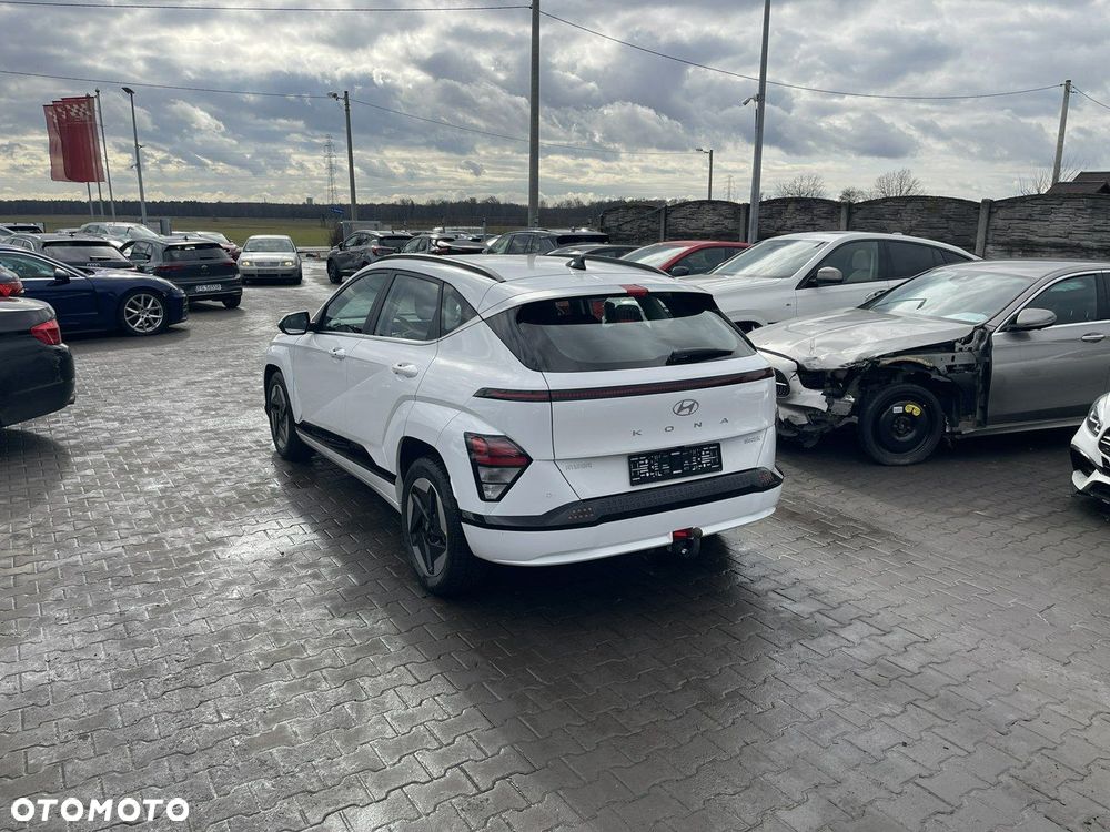 Hyundai Kona 64kWh Smart - 2