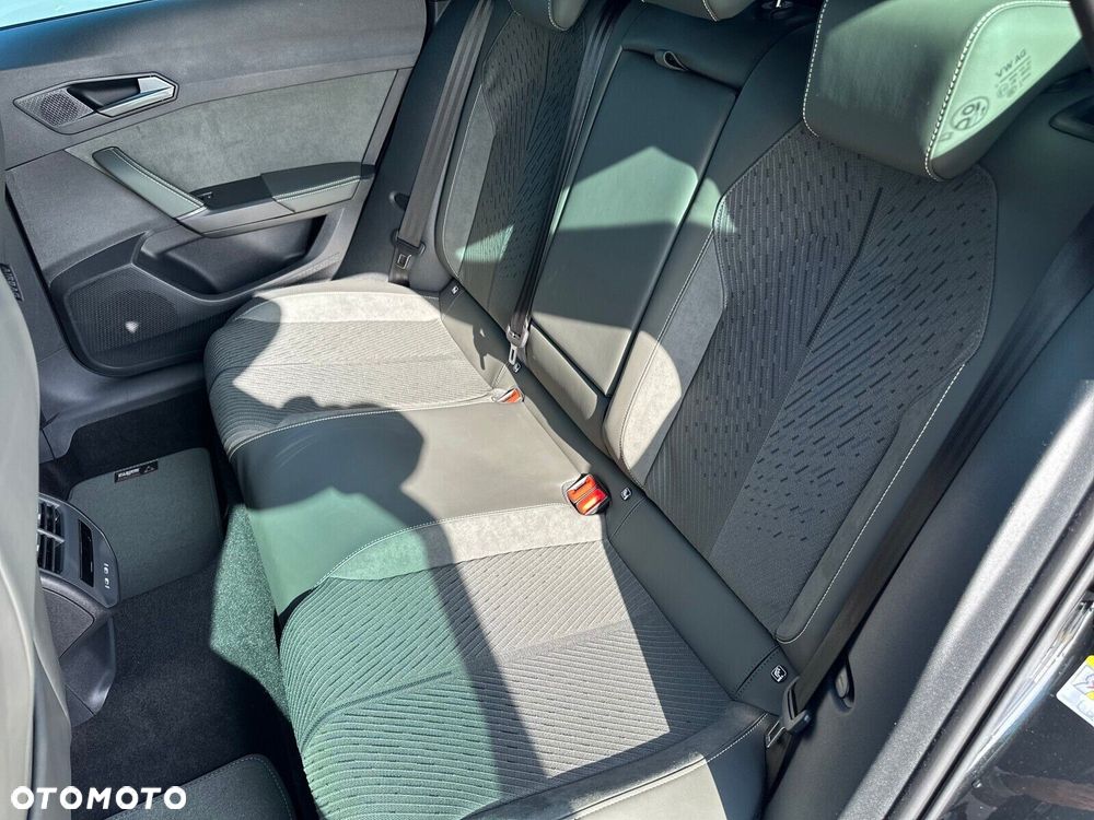 Cupra Formentor 1.5 eTSI mHEV DSG - 17