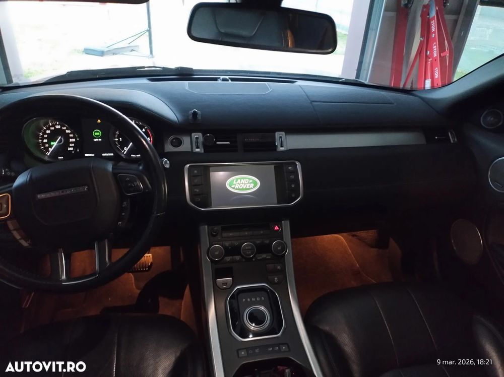 Land Rover Range Rover Evoque - 16