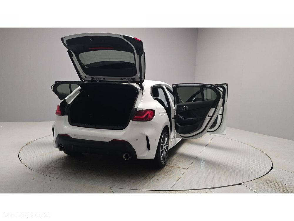 BMW Seria 1 118d M Sport sport - 12