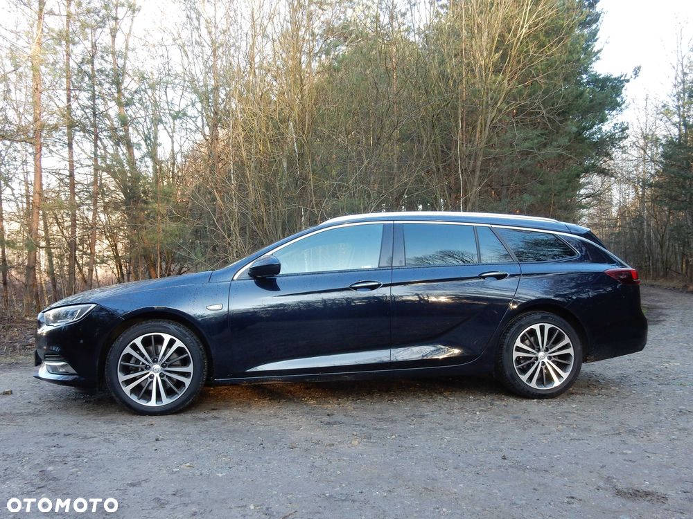 Opel Insignia - 1