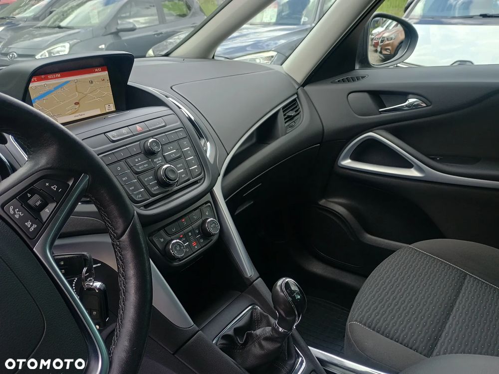 Opel Zafira - 26