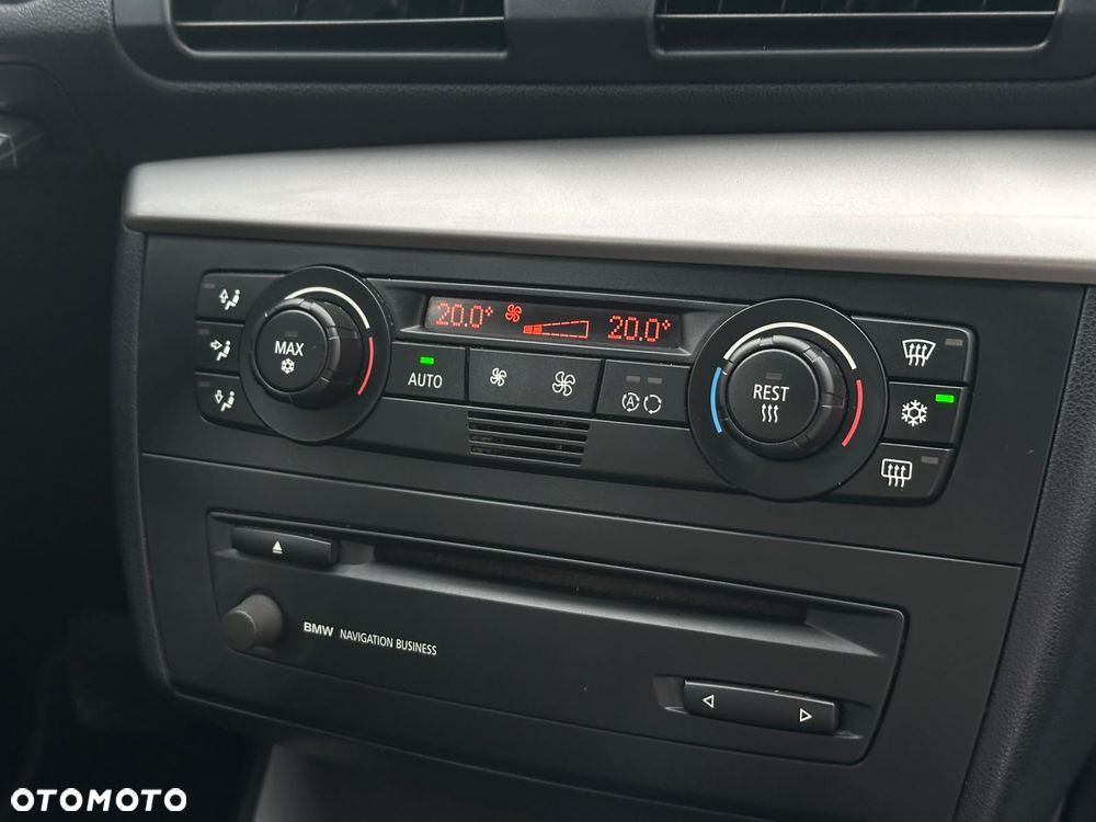 BMW Seria 1 - 23