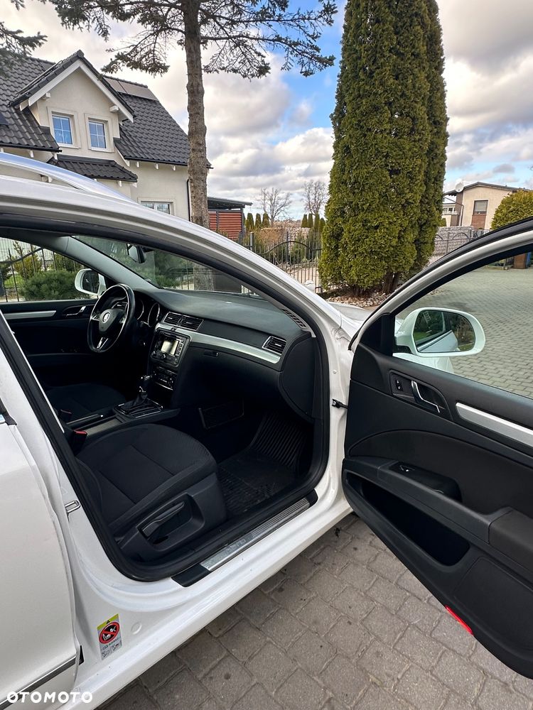 Skoda Superb 2.0 TDI 4x4 Elegance DSG - 34