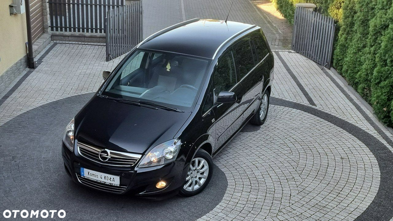 Opel Zafira - 18