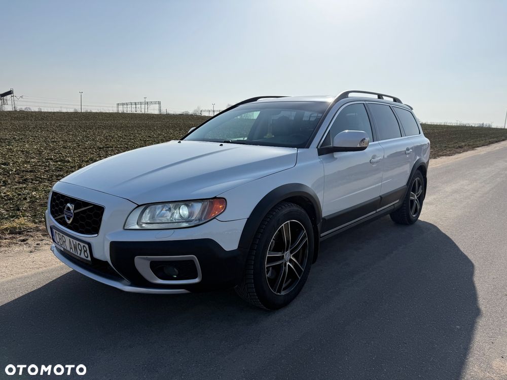 Volvo XC 70 D5 AWD Momentum - 32