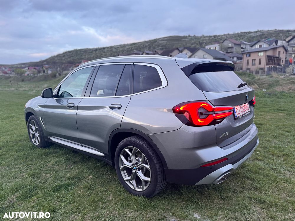 BMW X3 xDrive30i Aut. Luxury Line - 3