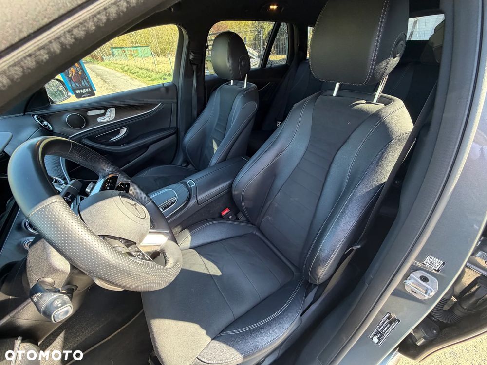 Mercedes-Benz Klasa E - 21