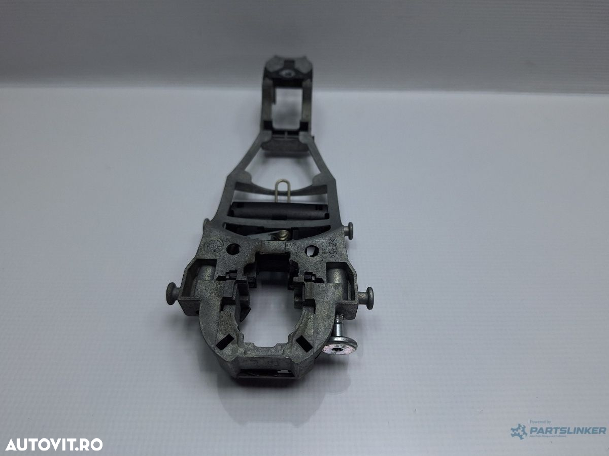 Suport maner exterior usa stanga VOLKSWAGEN GOLF VI Variant (AJ5) [ 2009 - 2013 ] TDI (CAYC) 77KW|105HP OEM 1K0837885A - 4